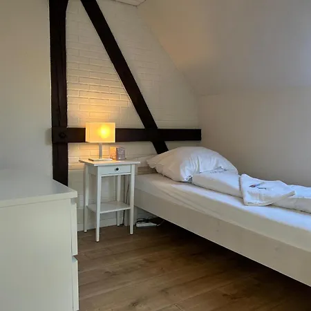 3-zi-wohnung Parkplatz, Arbeitsplatz, Wlan, Kueche 킬