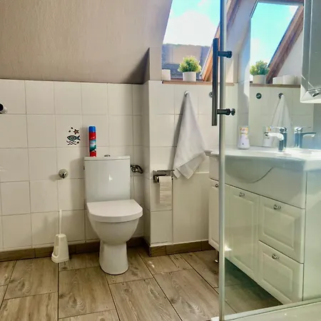 3-Zi-Wohnung Parkplatz, Arbeitsplatz, Wlan, Kueche *