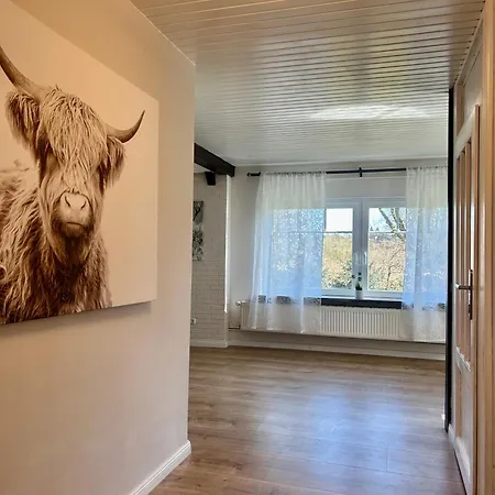 3-zi-wohnung Parkplatz, Arbeitsplatz, Wlan, Kueche 아파트 *