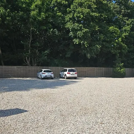 3-zi-wohnung Parkplatz, Arbeitsplatz, Wlan, Kueche *