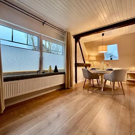 Apartamento 3-zi-wohnung Parkplatz, Arbeitsplatz, Wlan, Kueche *