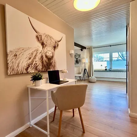 Lejlighed Stilvolle 3-zi-wohnung, Ruhig, Parkplatz, Wlan, Kiel