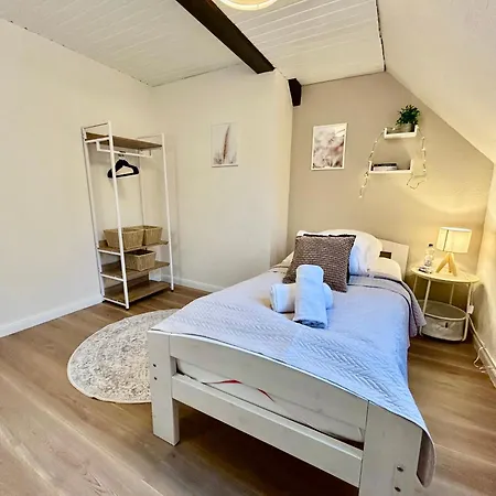 Stilvolle 3-zi-wohnung, Ruhig, Parkplatz, Wlan, *