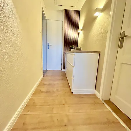 Stilvolle 3-zi-wohnung, Ruhig, Parkplatz, Wlan, Lejlighed