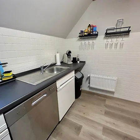 Lägenhet Stilvolle 3-zi-wohnung, Ruhig, Parkplatz, Wlan, *