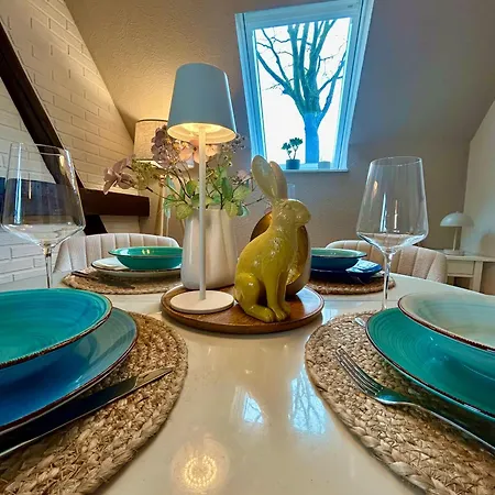 Lejlighed Stilvolle 3-zi-wohnung, Ruhig, Parkplatz, Wlan,