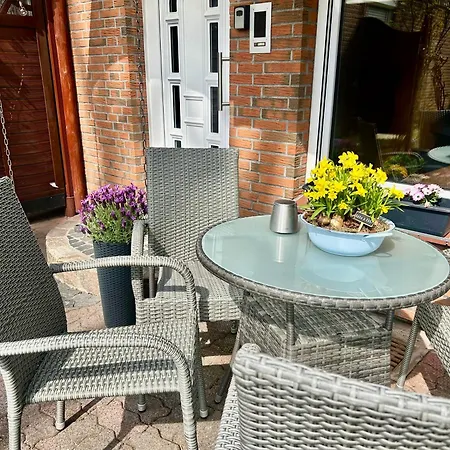 Stilvolle 3-zi-wohnung, Ruhig, Parkplatz, Wlan, Lejlighed *