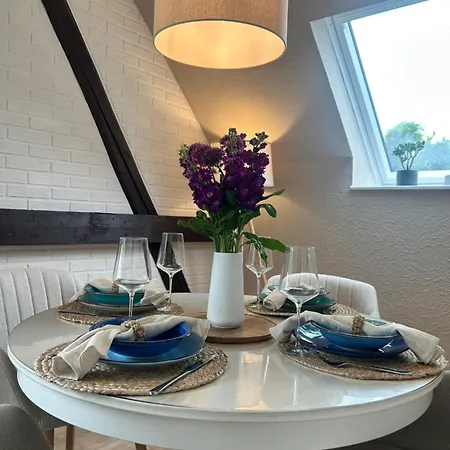 Stilvolle 3-zi-wohnung, Ruhig, Parkplatz, Wlan, Lejlighed *