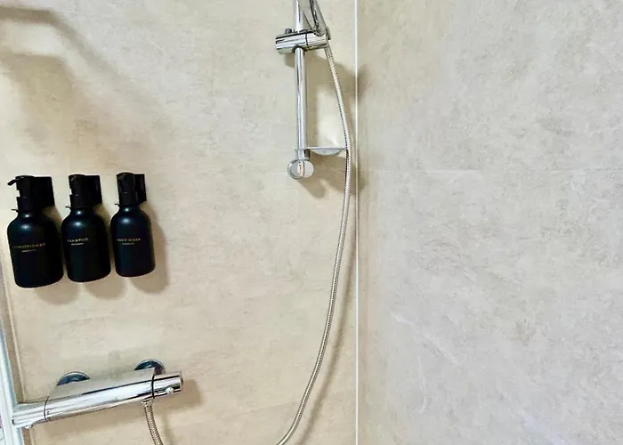 Osterurlaub - Dachwohnung, Parkplatz, Wlan Apartament