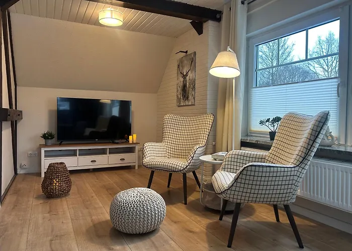 3-zi-wohnung Parkplatz, Arbeitsplatz, Wlan, Kueche * Kiel